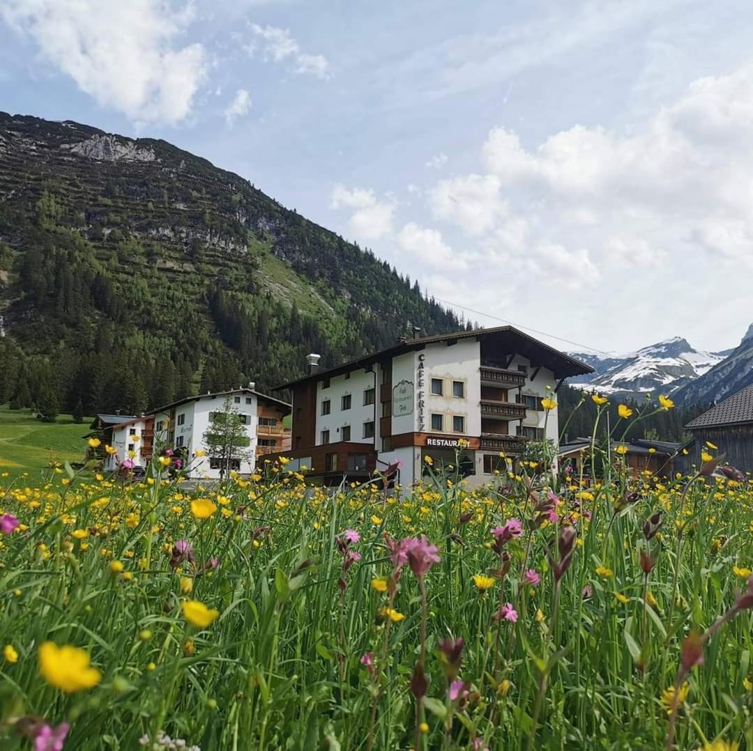 Pension Cafe Fritz Lech am Arlberg Eksteriør bilde